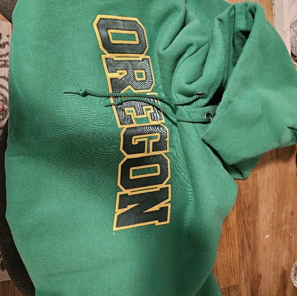 Oregon Ducks kelly green Champion hoodie - Picture 1 of 2